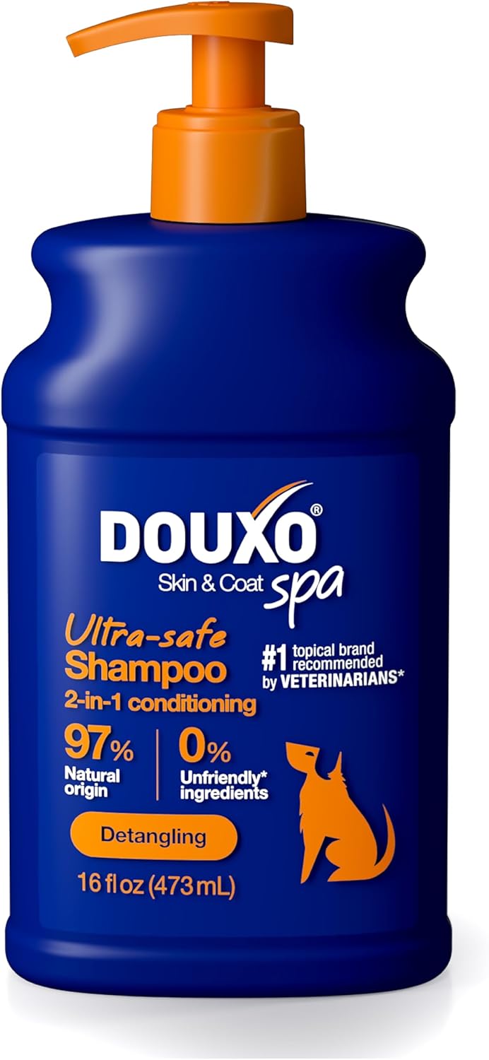 DOUXO® Skin & Coat SPA - Ultra-Safe 2 in 1 Conditioning Dog Shampoo, 16 fl oz, Cleans and Deeply Hydrates The Skin, Leaves The Coat Soft, Silky and Detangled, Skin-Friendly Formula